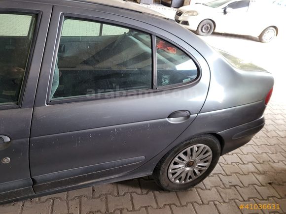 2000 Renault MEGAN 1.9 dCİ ÇEKME veya HURDA BELGELİ