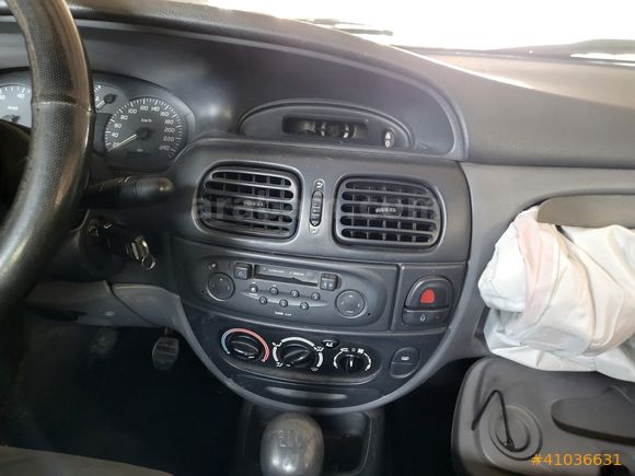 2000 Renault MEGAN 1.9 dCİ ÇEKME veya HURDA BELGELİ