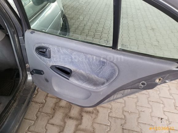 2000 Renault MEGAN 1.9 dCİ ÇEKME veya HURDA BELGELİ
