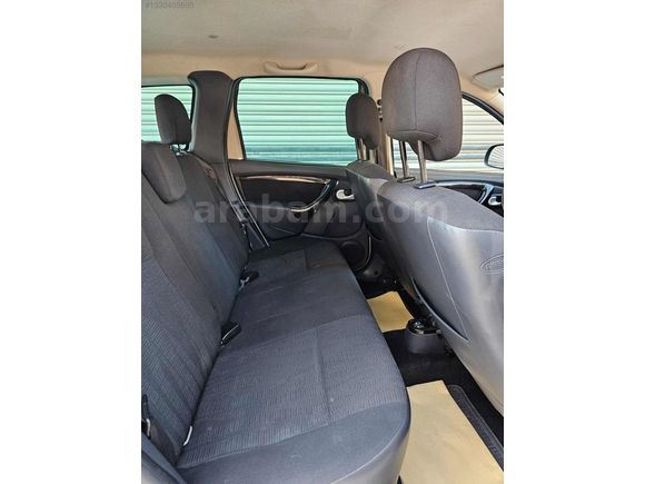 2012 DUSTER 4*4 HATASIZ BOYASIZ 143 BİN KM DE