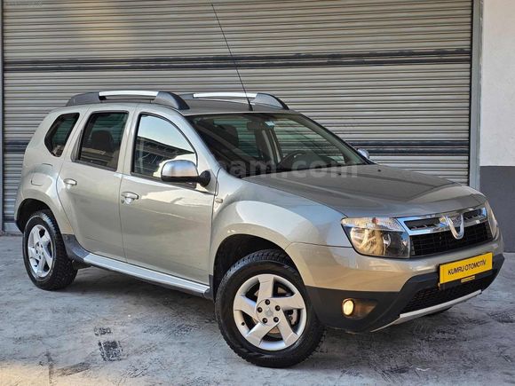 2012 DUSTER 4*4 HATASIZ BOYASIZ 143 BİN KM DE