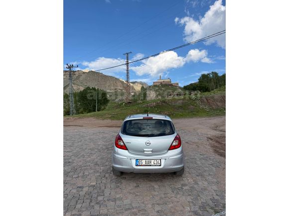 Hatasız değişensiz Opel Corsa 