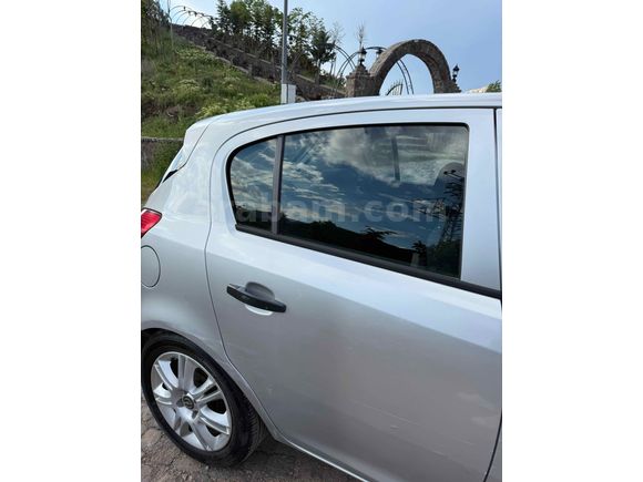 Hatasız değişensiz Opel Corsa 