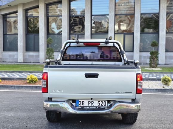 HATASIZ BOYASIZ DEĞİŞENSİZ İSUZU D-MAX 2.5 TD 4X2 AŞIRI TEMİZ