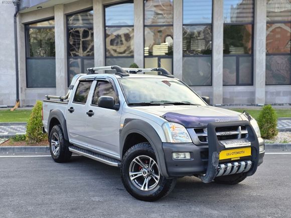 HATASIZ BOYASIZ DEĞİŞENSİZ İSUZU D-MAX 2.5 TD 4X2 AŞIRI TEMİZ