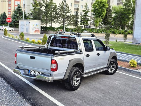 HATASIZ BOYASIZ DEĞİŞENSİZ İSUZU D-MAX 2.5 TD 4X2 AŞIRI TEMİZ
