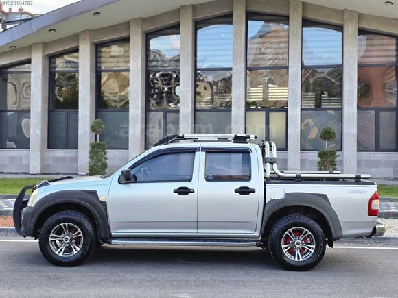 HATASIZ BOYASIZ DEĞİŞENSİZ İSUZU D-MAX 2.5 TD 4X2 AŞIRI TEMİZ