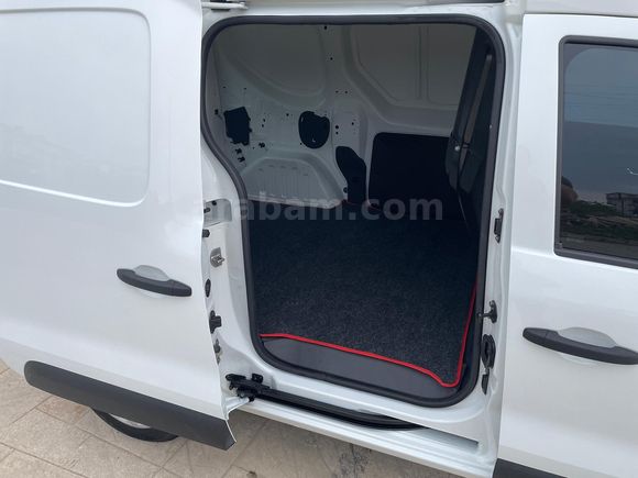 2023 Express Van 1.5 BlueDCI Joy Faturasızdır.