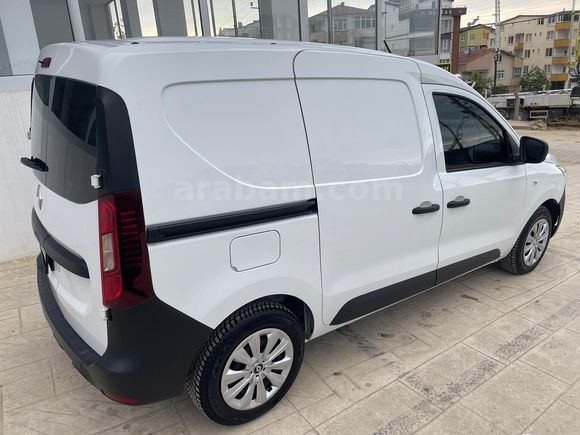 2023 Express Van 1.5 BlueDCI Joy Faturasızdır.