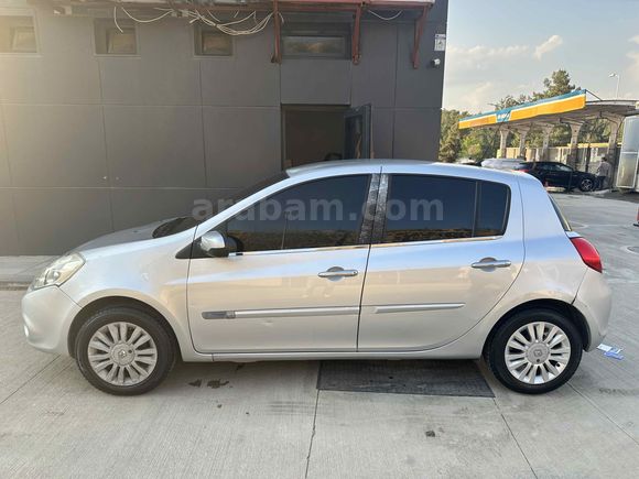Sahibinden Renault Clio 1.2 Expression 2010 Model Adana 145.000 km Gri (Gümüş)