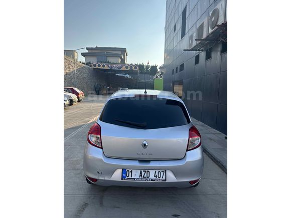 Sahibinden Renault Clio 1.2 Expression 2010 Model Adana 145.000 km Gri (Gümüş)