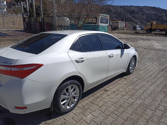 Sahibinden Toyota Corolla 1.6 Advance 2014 Model