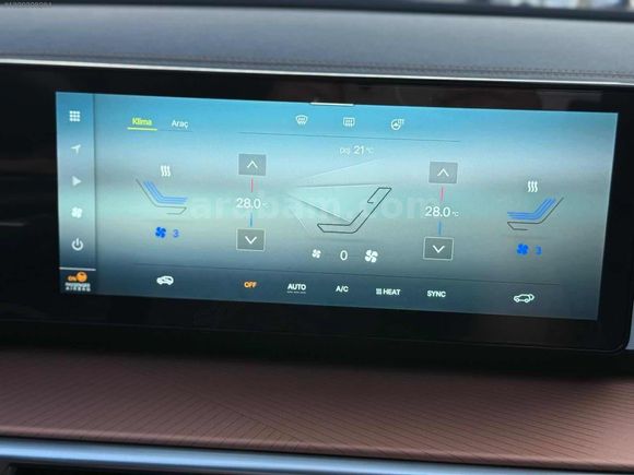 LOCA GARAGE HATASIZ BOYASIZ 19 BİN KM 2025 TORRES EVX