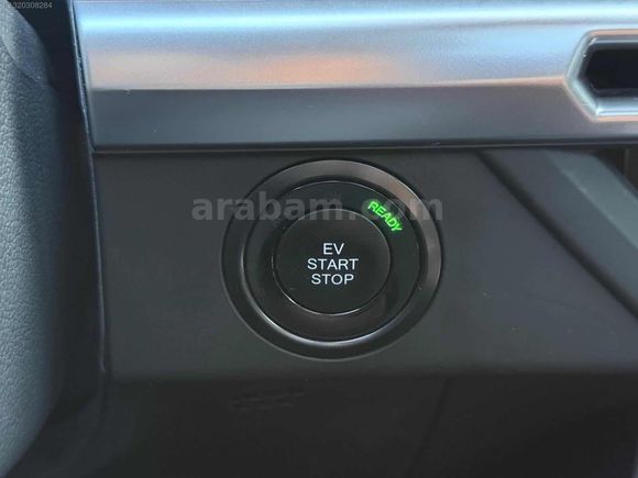 LOCA GARAGE HATASIZ BOYASIZ 19 BİN KM 2025 TORRES EVX