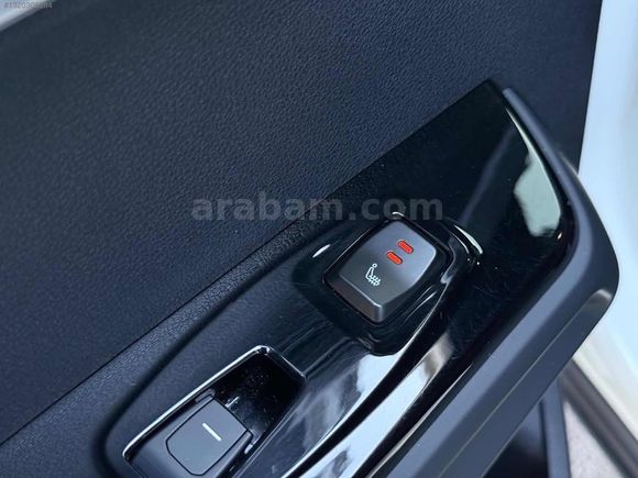 LOCA GARAGE HATASIZ BOYASIZ 19 BİN KM 2025 TORRES EVX