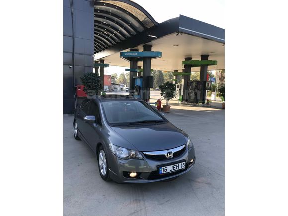 Sahibinden Honda Civic 1.6i VTEC Elegance 2010 Model 