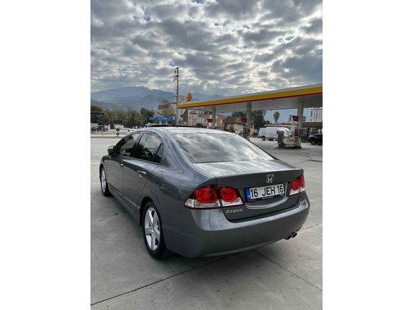 Sahibinden Honda Civic 1.6i VTEC Elegance 2010 Model 
