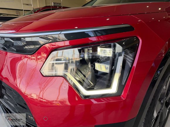 ÖZSAĞLAM'dan 2023 Kia Niro Elegance Elektrikli 54binde *Boyasız*