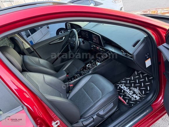 ÖZSAĞLAM'dan 2023 Kia Niro Elegance Elektrikli 54binde *Boyasız*