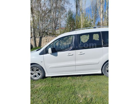 Sahibinden Peugeot Partner 1.6 HDI Active 2013 Model