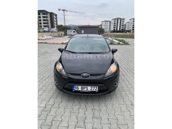 Sahibinden Ford Fiesta 1.4 My 2012 Model  223500 km Siyah