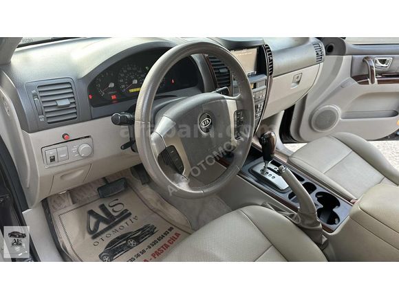 ALS OTODAN DÜŞÜK KM DEĞİŞENSİZ KİA SORENTO