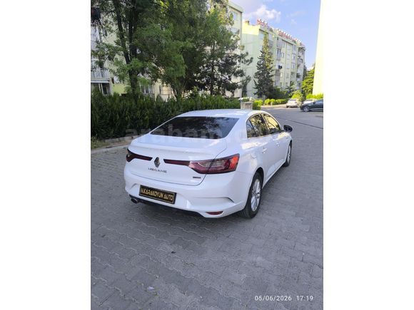 M.Karakoyun Auto'dan Renault Megane 1.5 dCi Touch 2017 Model Şanlıurfa