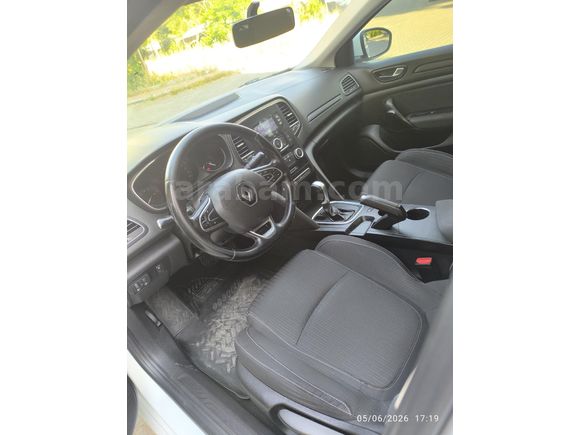 M.Karakoyun Auto'dan Renault Megane 1.5 dCi Touch 2017 Model Şanlıurfa