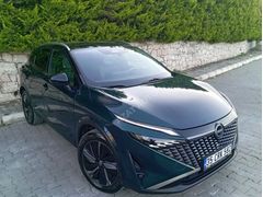 AZAT AUTO,DAN 2025 NİSSAN QASHQAİ CAM TAVANLI SIFIR AYARINDA
