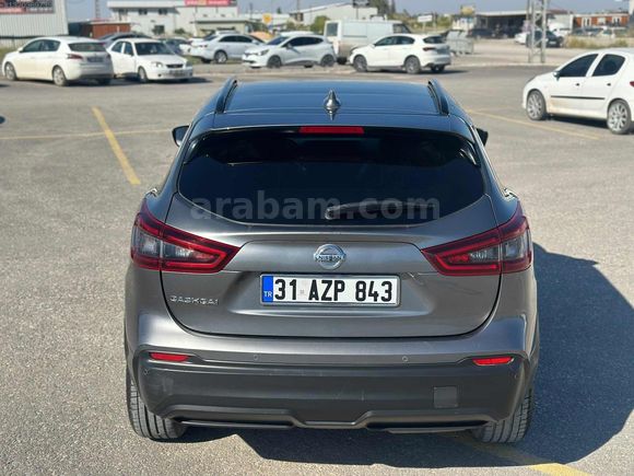 ÜT MOTORS DAN QASHGİ KM :77.000