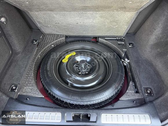 HATASIZ 2012 LANDROVER EVOQUE 2.0 Sİ4 DYNAMİC CAM TAVAN MERİDİAN
