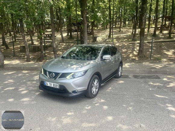 2015 HATASIZ 1.6 DİZEL OTOMATİK 117 BİNKM BAKIMLI