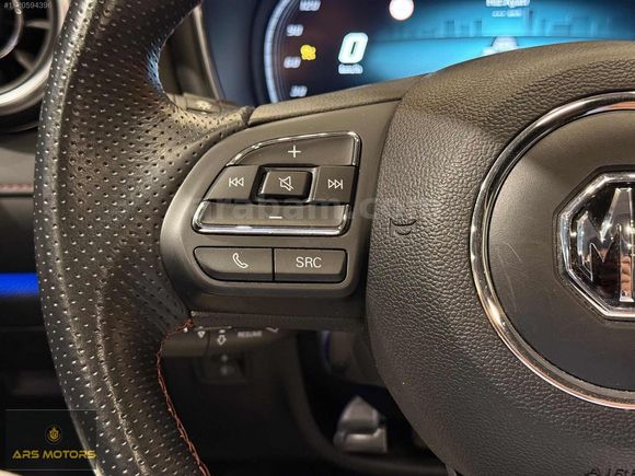 ARS'DEN 2023 MODEL MG HS1.5 T-GDI LUXURY 43.000 KM'DE