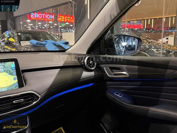 ARS'DEN 2023 MODEL MG HS1.5 T-GDI LUXURY 43.000 KM'DE