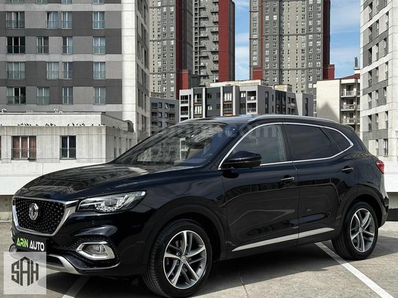 HATASIZZ 2023 MG HS 1.5T-GDI LUXURY 22 BİN'DE SİYAH KIRMIZI DERİ