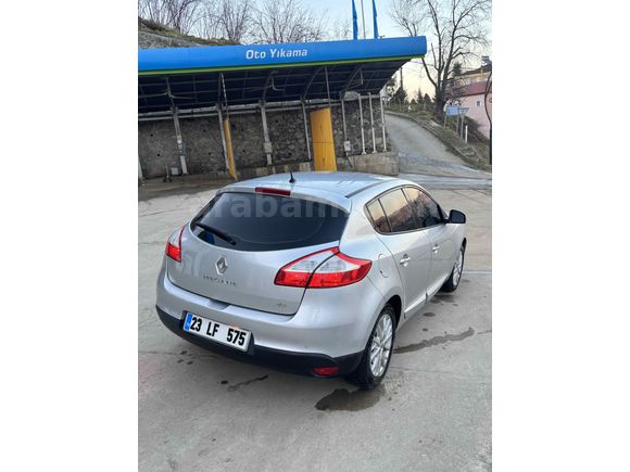 Sahibinden Renault Megane 1.5 dCi Privilege 2012 Model 