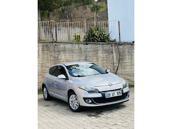 Sahibinden Renault Megane 1.5 dCi Privilege 2012 Model 