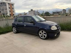 Sahibinden Renault Clio 1.4 RTA 2001 Model  256.000 km Mavi