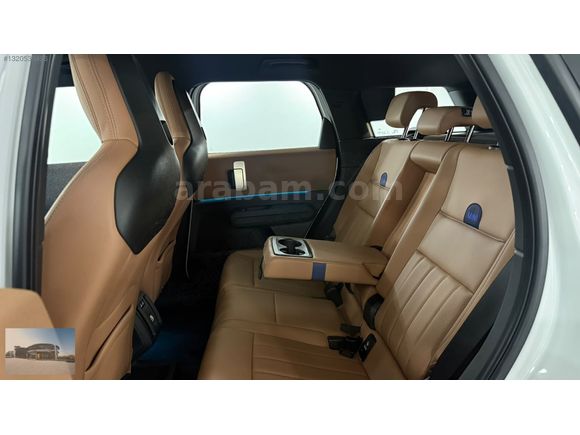2025 Countryman-E Favoured / 30.307 KM