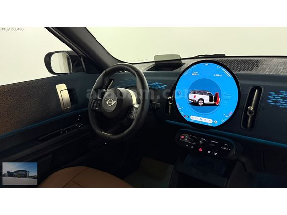 2025 Countryman-E Favoured / 30.307 KM