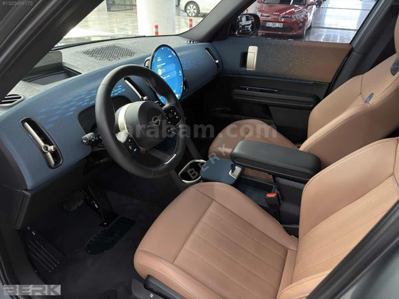 18.000 KM ' DE HATASIZ - BOYASIZ - TRAMERSİZ İÇİ TABA
