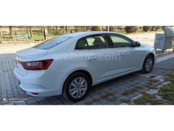 İlk Sahibinden 25 Bin Km Temiz Joy EDC Megane