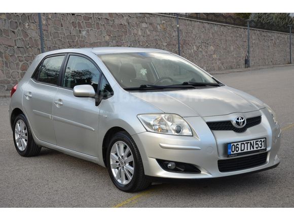 Sahibinden Toyota Auris 1.4 D-4D Elegant 2008 Model