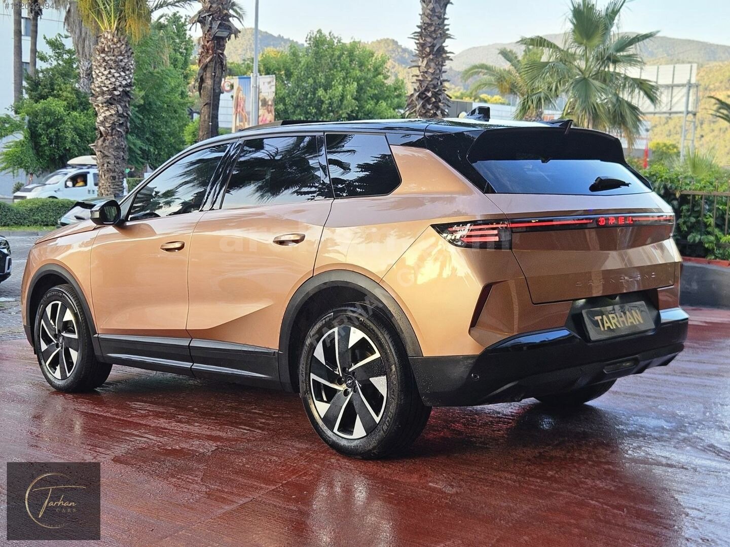 Galeriden Opel Grandland 1.2 T Hybrid GS 2025 Model Muğla 6.001 km Kahverengi 4