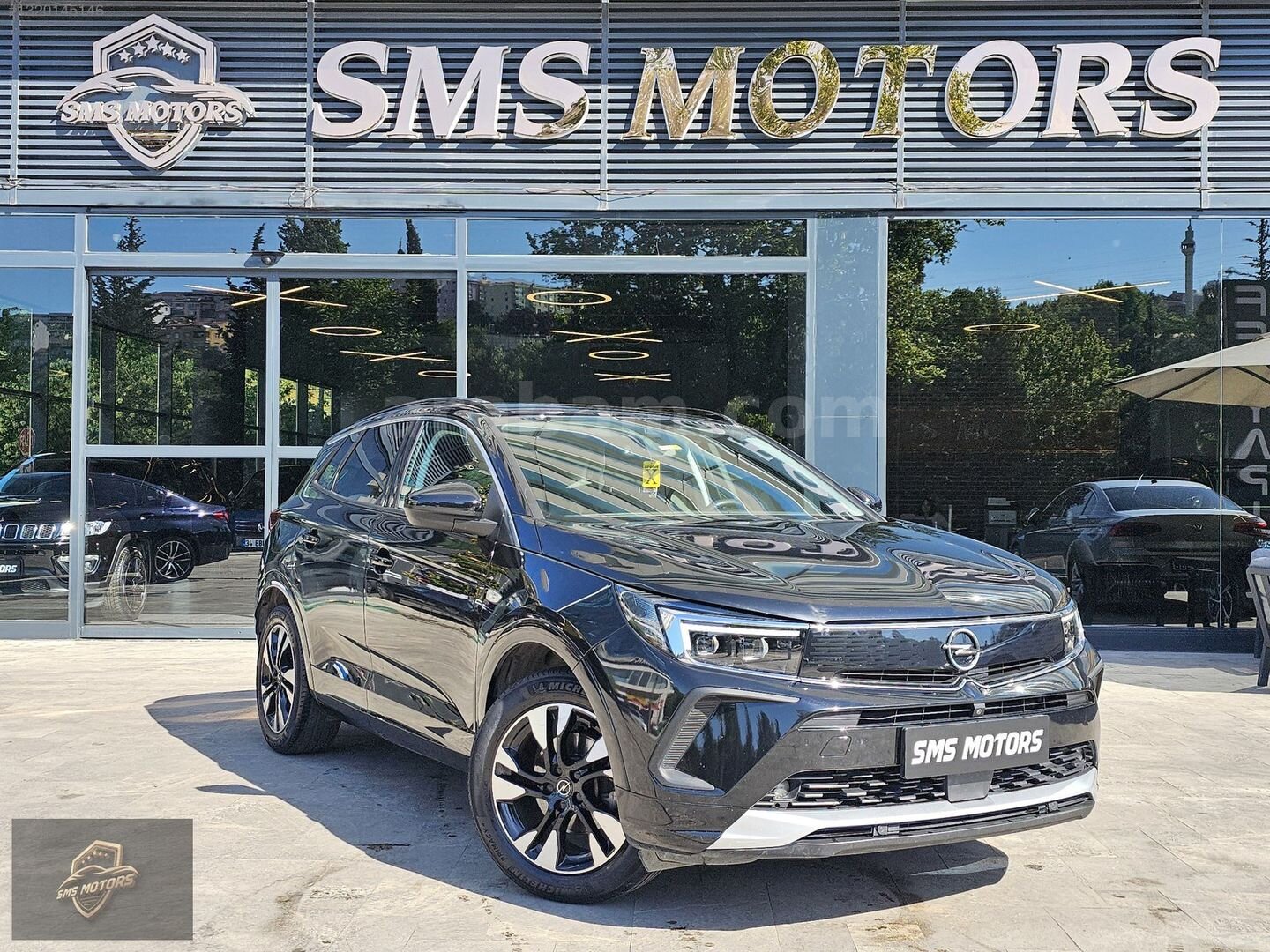Galeriden Opel Grandland 1.5 D Elegance 2022 Model İstanbul 82.161 km Siyah 3