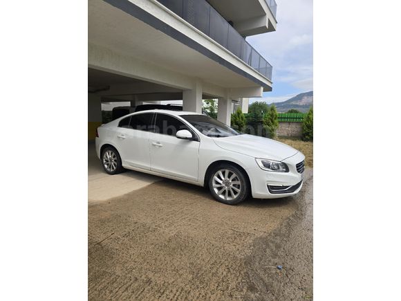Sahibinden Volvo S60 2.0 D Advance 2015 Model