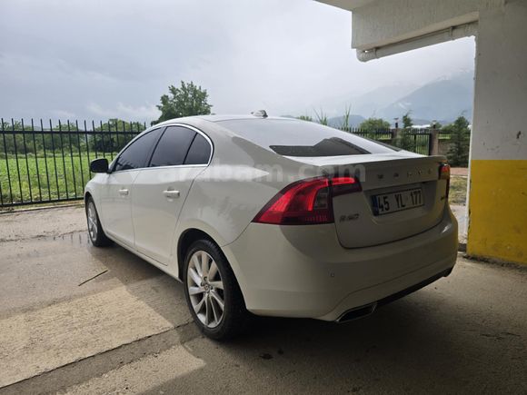 Sahibinden Volvo S60 2.0 D Advance 2015 Model