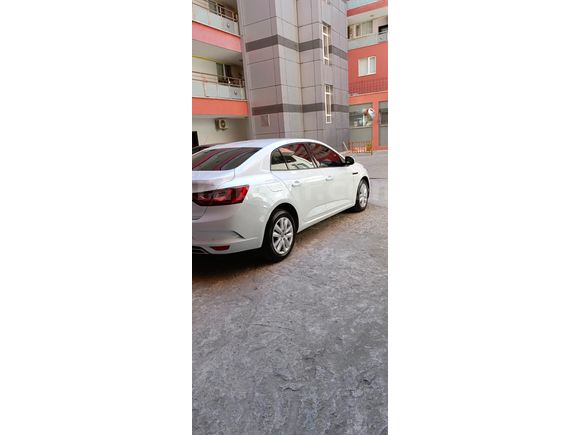 Sahibinden Renault Megane 1.3 TCe Joy 2021 Model