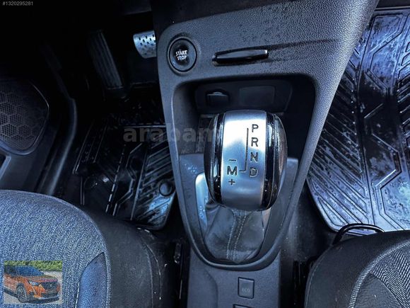 RENAULT CAPTUR 1.5 İCON CAM TAVANLI OTOMATİK