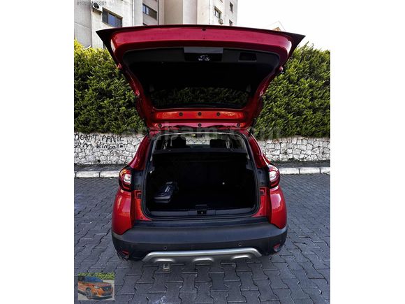 RENAULT CAPTUR 1.5 İCON CAM TAVANLI OTOMATİK